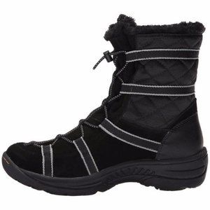 New Bare Traps Radha winter boots sz 6